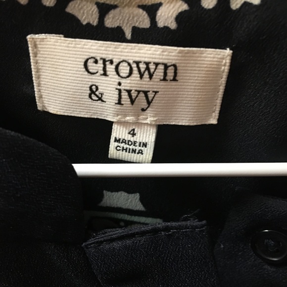 Crown & Ivy Dress - Picture 3 of 4